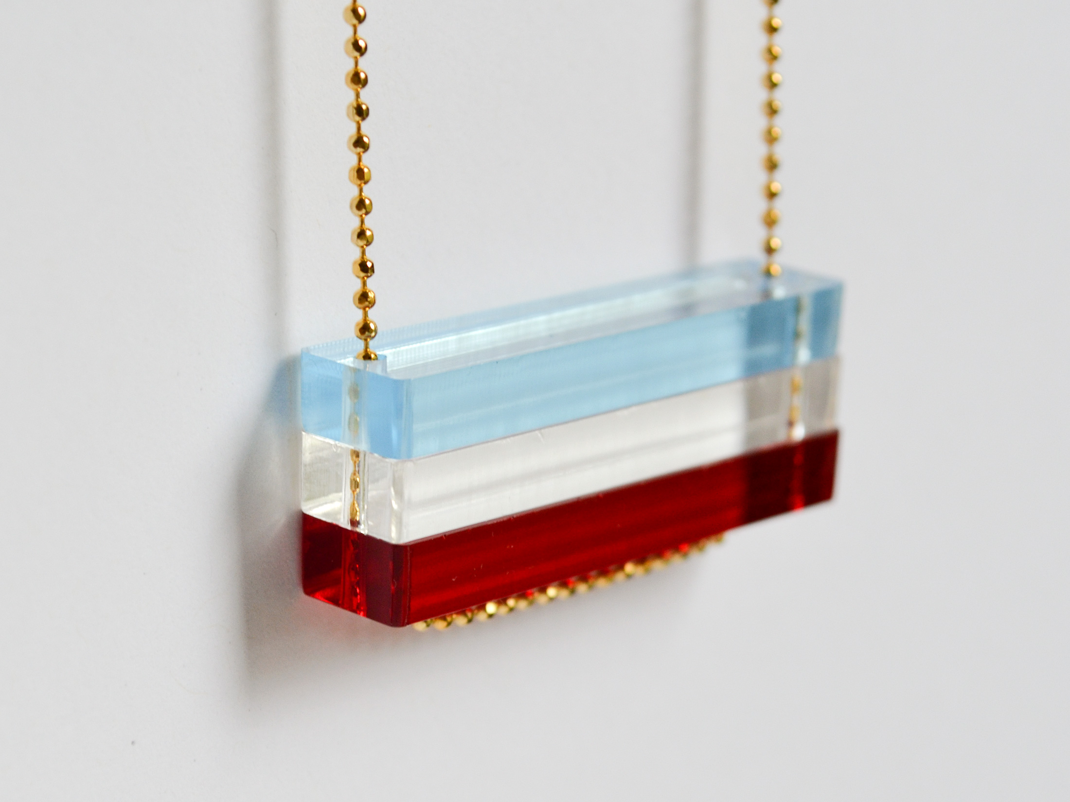 Red-White-Blue-Acrylic-Necklace-3