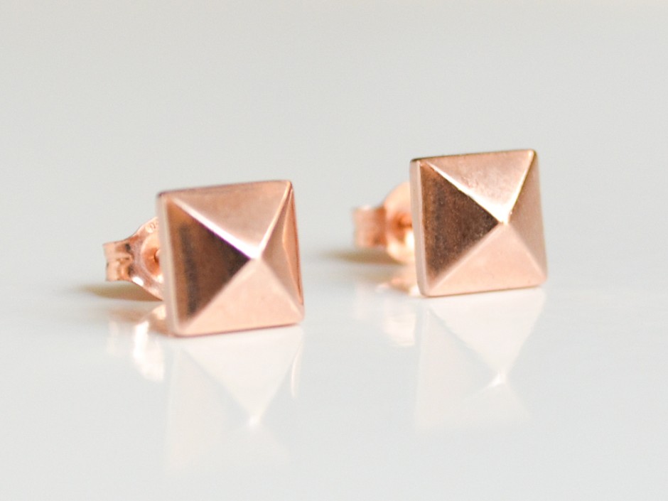 real rose gold stud earrings