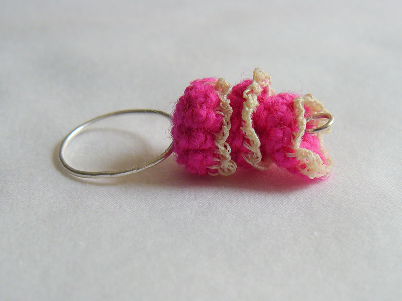 Ring-Crochet-Triple-Stack-Pink-Flower-W