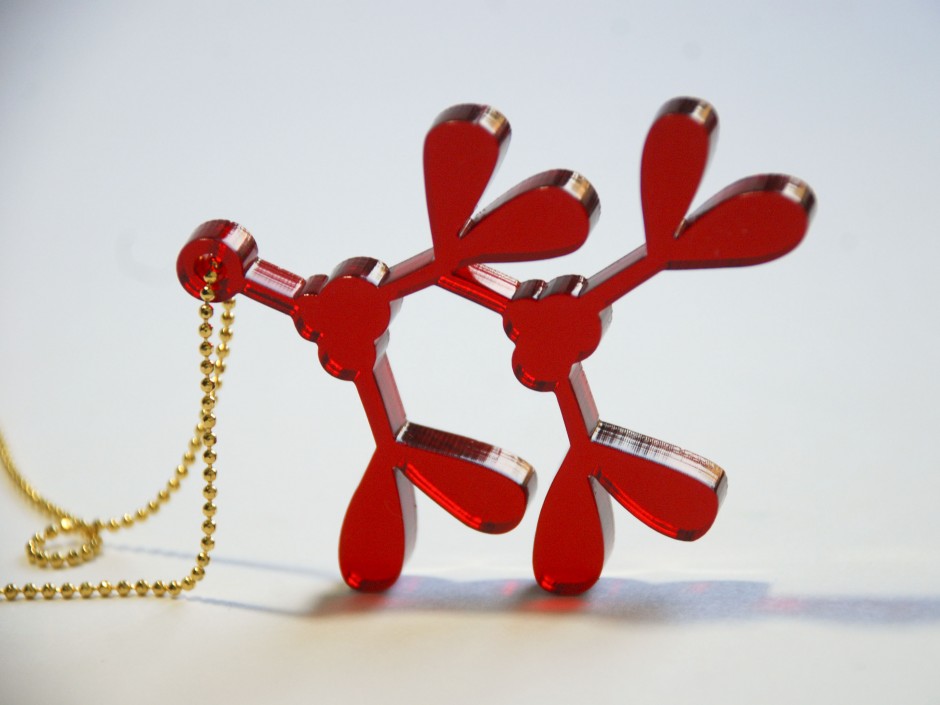 Holly Red Mistletoe To-Go Necklace