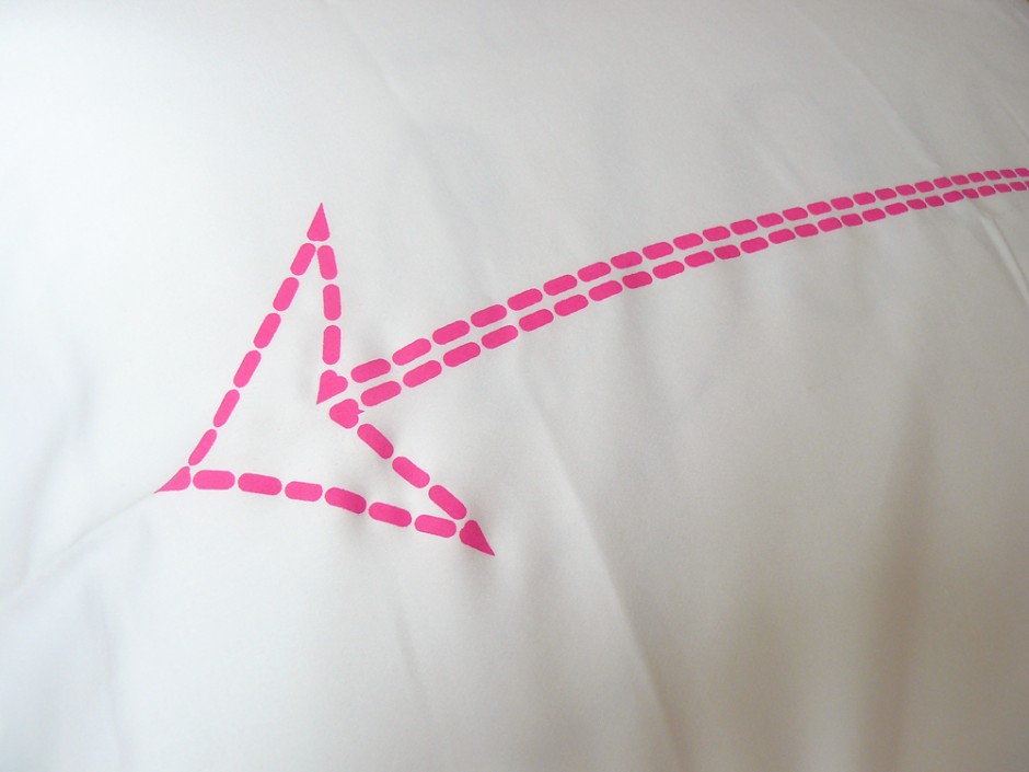 Neon Pink Bow & Arrow Pillowcase 4