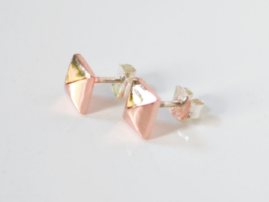 rose-gold-pyramid-3