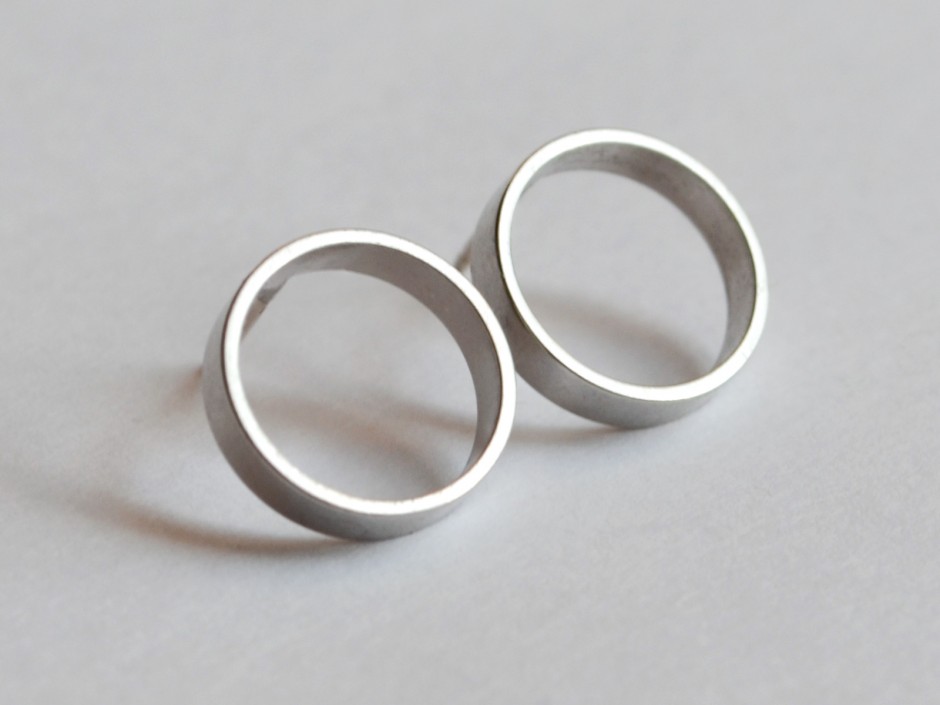 silver-rhodium-circles-large-2